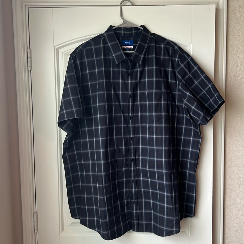 Black/gray Apt 9 shirt 2xb
